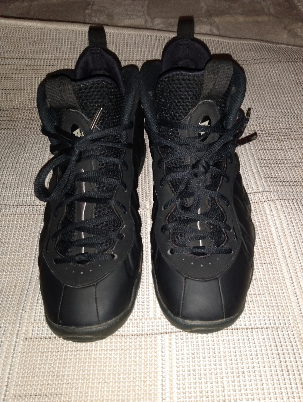 $125 Obo Size 7y All-Black Foamposite  Sneakers - Picture 2 of 4